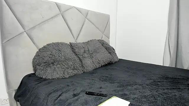 BlueEyesLexy online show from December 14, 2025, 8:52 am