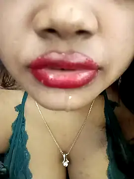 Snapshot of Hotlisa chatting on February 5, 2025, 3:34 am Hotlisa online show from February 5, 2025, 3:34 am