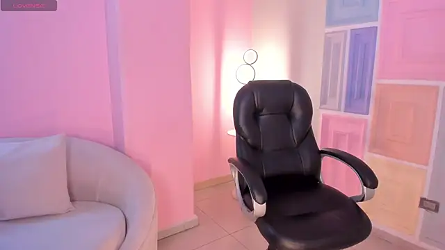 MileyCruz  online show from March 6, 2026, 8:05 pm