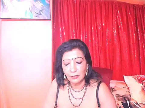 indiansarika65 online show from May 30, 2026, 4:09 am
