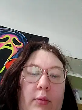 Sexycurvyemilyy online show from February 3, 2026, 1:49 pm