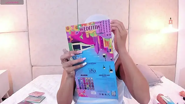 abby gibson online show from November 28, 2025, 6:54 pm