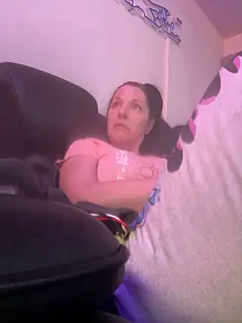 Snapshot of DominiqueX0 chatting on January 11, 2025, 8:33 am DominiqueX0 online show from January 11, 2025, 8:33 am