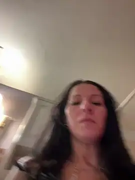 Snapshot of DominiqueX0 chatting on February 1, 2026, 3:21 pm DominiqueX0 online show from February 1, 2026, 3:21 pm