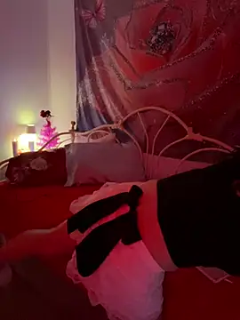 Snapshot of DominiqueX0 chatting on February 13, 2026, 5:47 am DominiqueX0 online show from February 13, 2026, 5:47 am