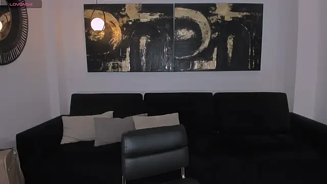 Snapshot of SunnyRivers chatting on February 9, 2026, 5:17 pm SunnyRivers online show from February 9, 2026, 5:17 pm