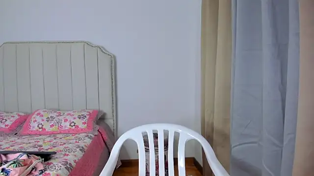 Hanna86 online show from March 6, 2026, 1:13 am