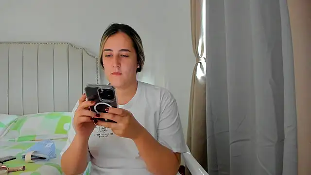 Hanna86 online show from July 2, 2026, 8:48 pm