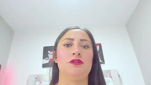 Lindacarterr  online show from March 5, 2025, 1:52 am