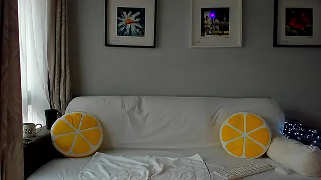 bellahot77 online show from November 10, 2025, 9:08 am