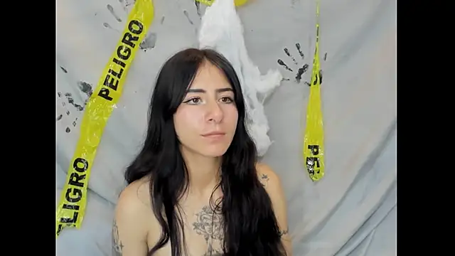 Snapshot of Mhelanny2 chatting on October 31, 2025, 6:09 pm Mhelanny2 online show from October 31, 2025, 6:09 pm