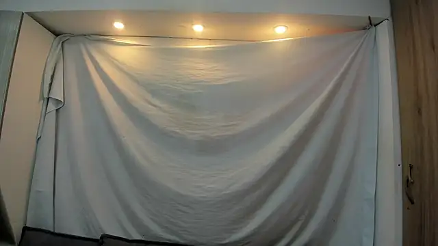 Mhelanny2 online show from February 28, 2026, 7:15 pm