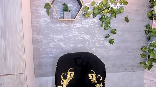 Snapshot of Mhelanny2 chatting on May 11, 2026, 4:04 pm Mhelanny2 online show from May 11, 2026, 4:04 pm