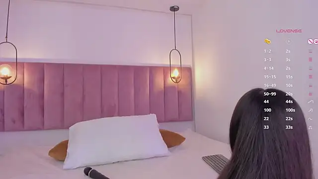 luisah  online show from December 16, 2024, 12:04 am