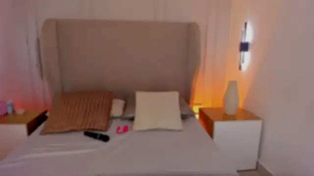 luisah  online show from January 16, 2026, 7:40 pm