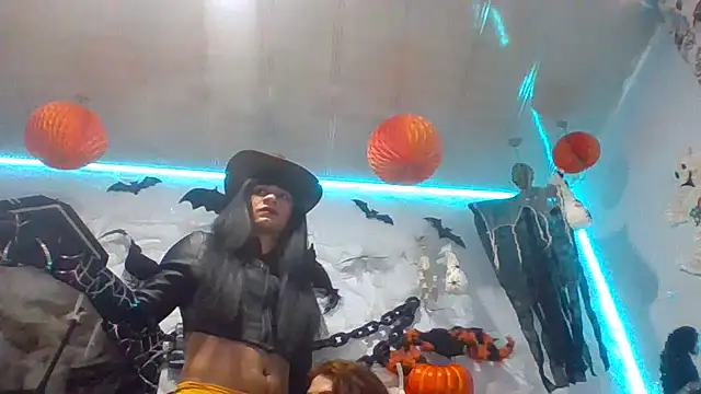 latintransbigcum online show from October 15, 2025, 2:28 pm