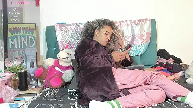 StefanyMiler online show from June 29, 2026, 3:46 am