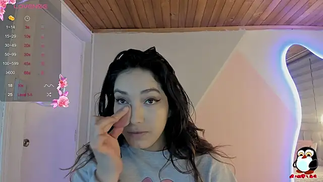 cristal  hot 1 online show from October 12, 2025, 5:39 am