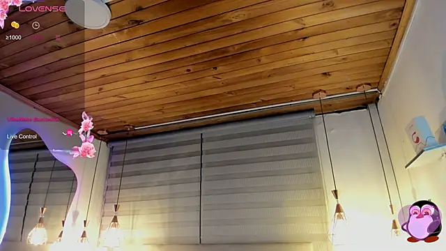 cristal  hot 1 online show from February 9, 2026, 5:11 am