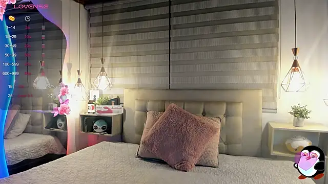 cristal  hot 1 online show from March 27, 2026, 5:02 am