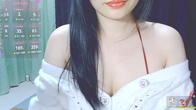 Snapshot of Su_rosie chatting on January 30, 2025, 3:22 am Su rosie online show from January 30, 2025, 3:22 am