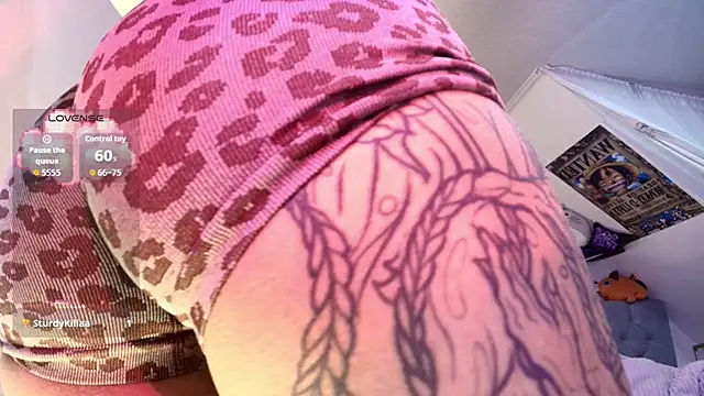 Snapshot of Persia_09 chatting on November 1, 2025, 4:03 am Persia 09 online show from November 1, 2025, 4:03 am