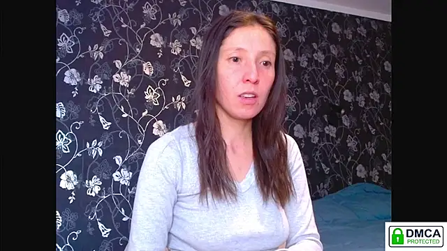 Snapshot of Sophi_Cute chatting on February 10, 2026, 1:26 pm Sophi Cute online show from February 10, 2026, 1:26 pm