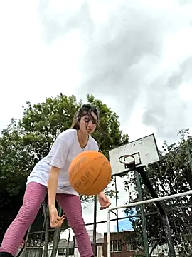 Sam Sara online show from October 15, 2025, 3:23 pm