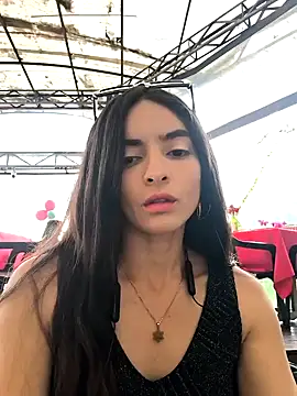 Sam Sara online show from November 4, 2025, 9:36 pm