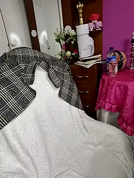 Snapshot of Sam_Sara chatting on April 26, 2026, 4:10 am Sam Sara online show from April 26, 2026, 4:10 am