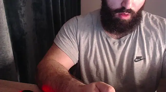 hugemachohandsome online show from February 27, 2025, 10:31 pm