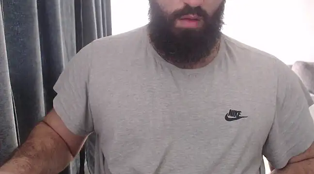 hugemachohandsome online show from March 1, 2025, 12:34 pm