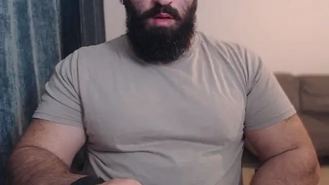 hugemachohandsome online show from November 8, 2025, 10:41 pm