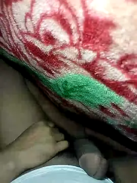 Snapshot of Village1997 chatting on November 19, 2025, 6:52 pm Village1997 online show from November 19, 2025, 6:52 pm