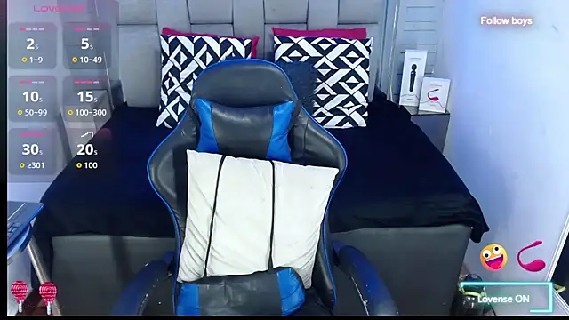 Snapshot of evelin_zaens chatting on October 1, 2025, 4:18 am evelin zaens online show from October 1, 2025, 4:18 am