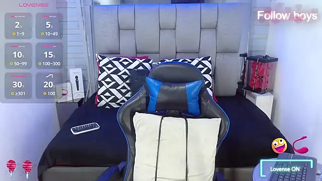 Snapshot of evelin_zaens chatting on October 18, 2025, 4:15 am evelin zaens online show from October 18, 2025, 4:15 am