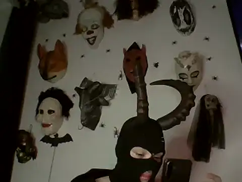 Snapshot of FeticheMacabre chatting on February 9, 2025, 5:40 am FeticheMacabre online show from February 9, 2025, 5:40 am