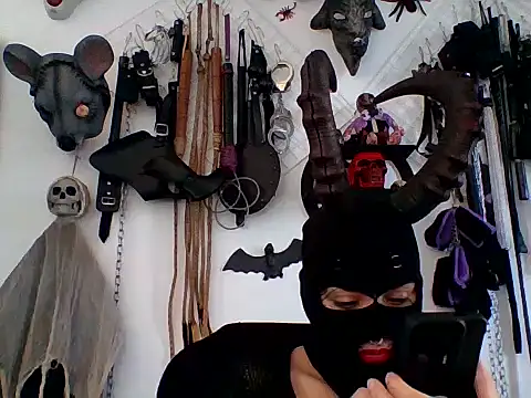 Snapshot of FeticheMacabre chatting on April 20, 2026, 3:04 pm FeticheMacabre online show from April 20, 2026, 3:04 pm