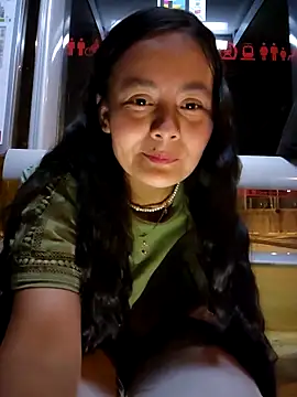 Snapshot of bellapaty chatting on October 3, 2025, 7:11 pm bellapaty online show from October 3, 2025, 7:11 pm