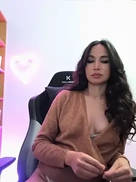 Naughty-Jessie online show from November 15, 2025, 9:54 pm