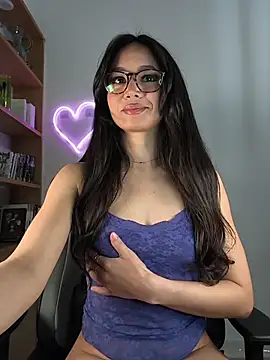 Naughty-Jessie online show from February 27, 2026, 9:15 pm