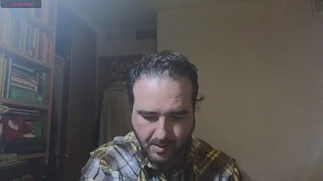 curiosillo83 online show from February 9, 2025, 9:28 pm