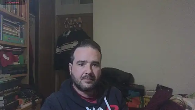 curiosillo83 online show from February 15, 2025, 1:31 am