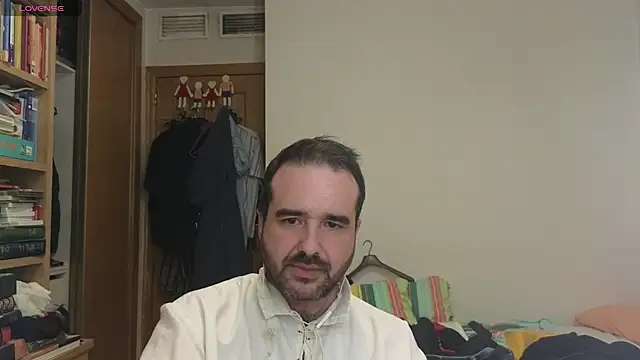 curiosillo83 online show from September 15, 2025, 3:17 am