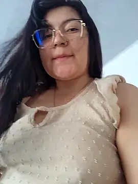 Sakura 0505 online show from April 26, 2026, 2:04 pm