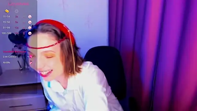 Snapshot of KindHazelHere_ chatting on December 5, 2025, 12:52 am KindHazelHere online show from December 5, 2025, 12:52 am