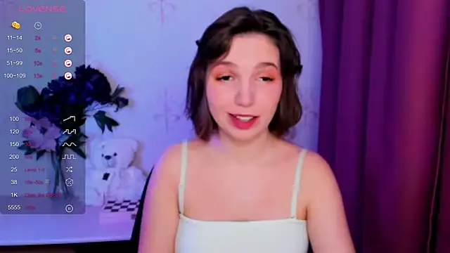 Snapshot of KindHazelHere_ chatting on January 14, 2026, 12:16 am KindHazelHere online show from January 14, 2026, 12:16 am