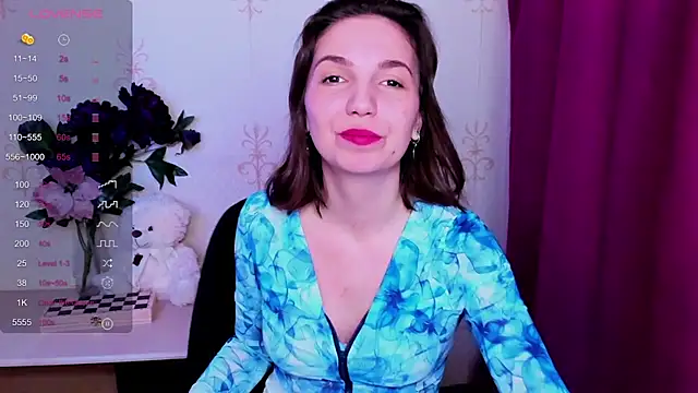 KindHazelHere  online show from April 6, 2026, 7:31 am