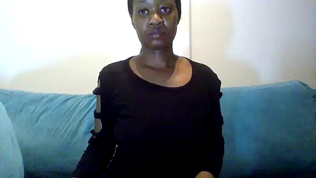 Snapshot of Hardnipples8 chatting on April 13, 2026, 11:43 pm Hardnipples8 online show from April 13, 2026, 11:43 pm