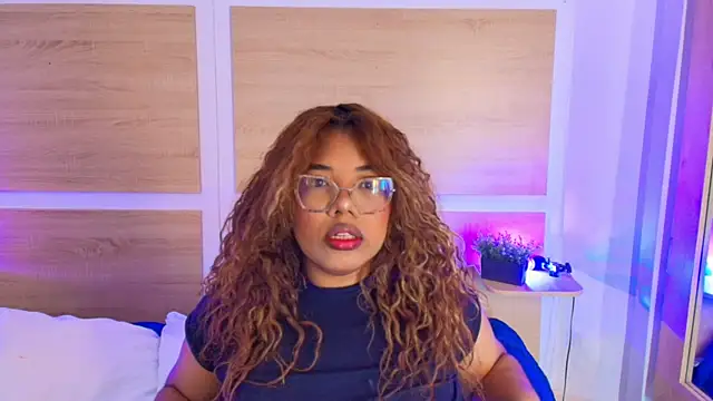  nickypurple  online show from June 28, 2026, 2:01 pm